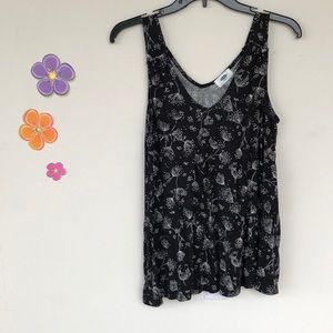 💎 Old Navy black and white top